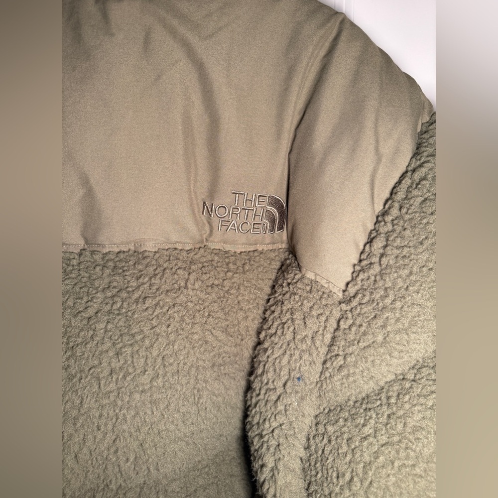 THE NORTH FACE - Olive Shearling Nuptse Puffer Jacket - Picture 9 of 16